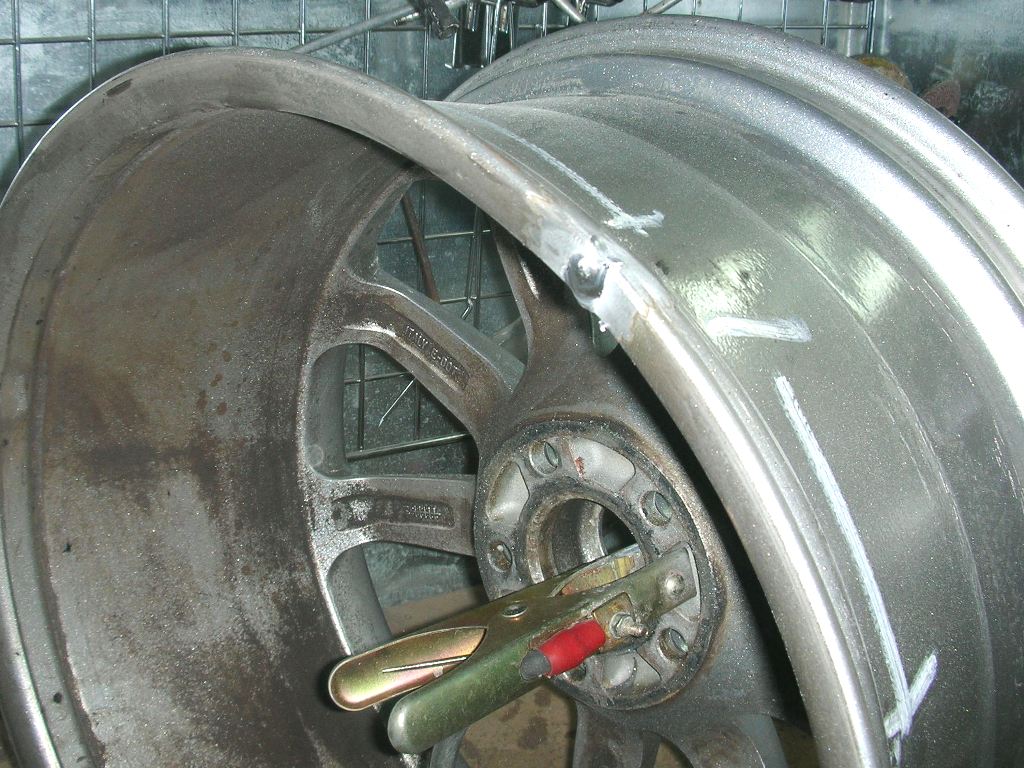 Сварка трещин литых дисков в Тушино